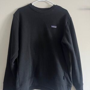 Men’s Patagonia Black Crew Neck Sweater